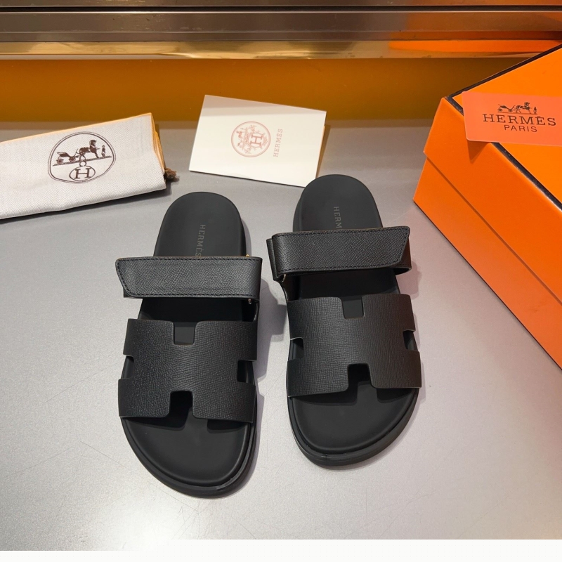 H**mes sandals
